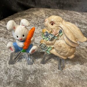 Vintage Set of 2 Easter Bunny Pins Gibson Greetings
